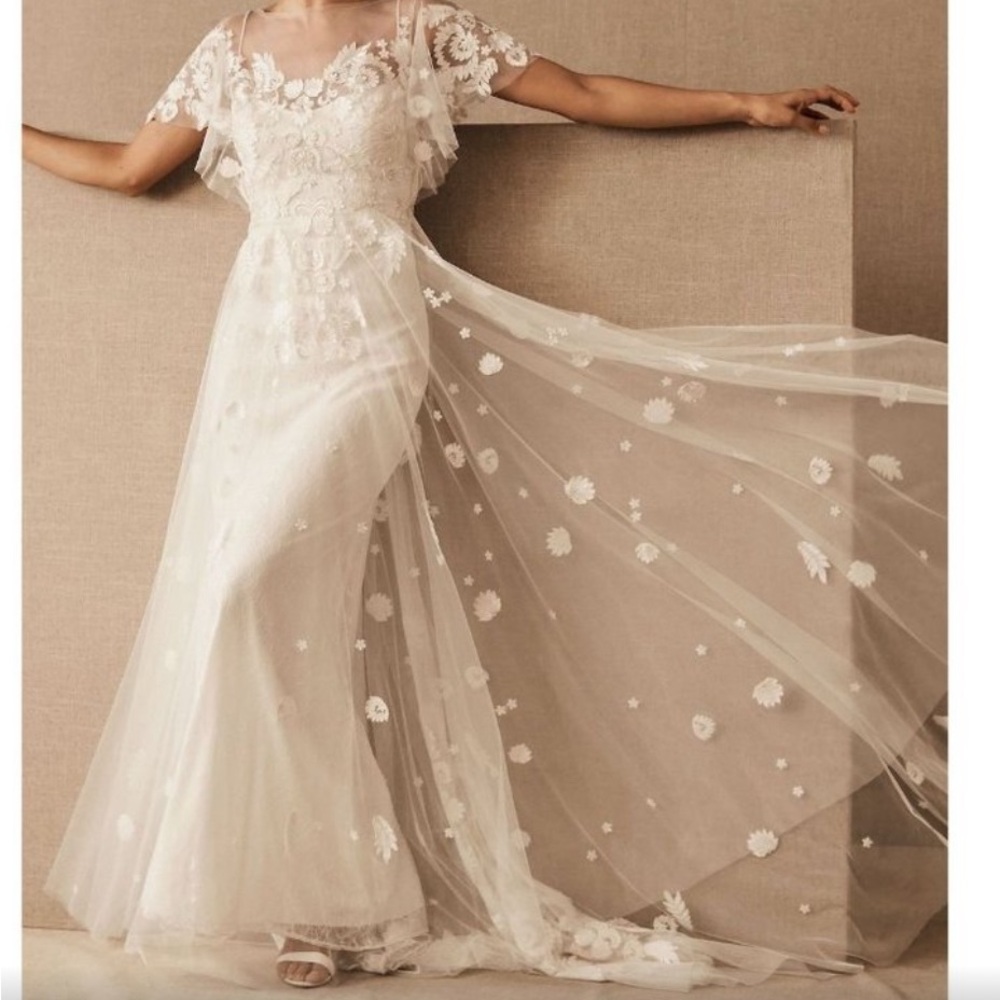 Willowby by Watters Heartleaf Gown Ivory